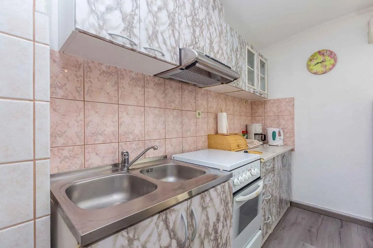 Apartment In Malinska - Insel Krk 41815